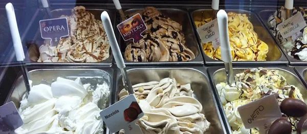 Copertina dolce passione gelateria